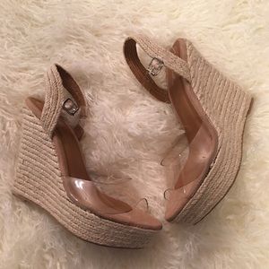 Qupid must have clear wedges